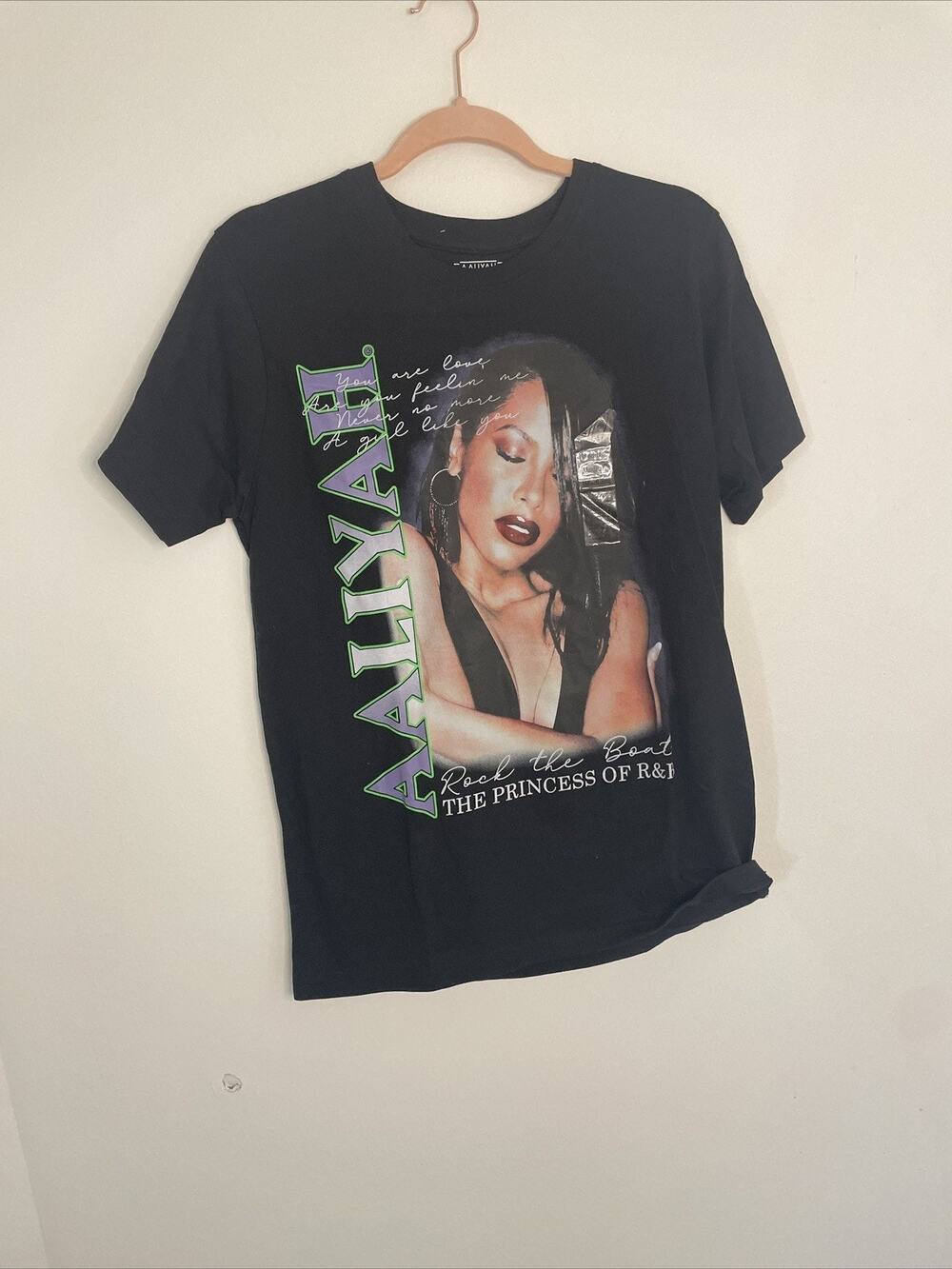 Aaliyah Graphic T-Shirt Adult Medium Black Princess of R&B Band Tee
